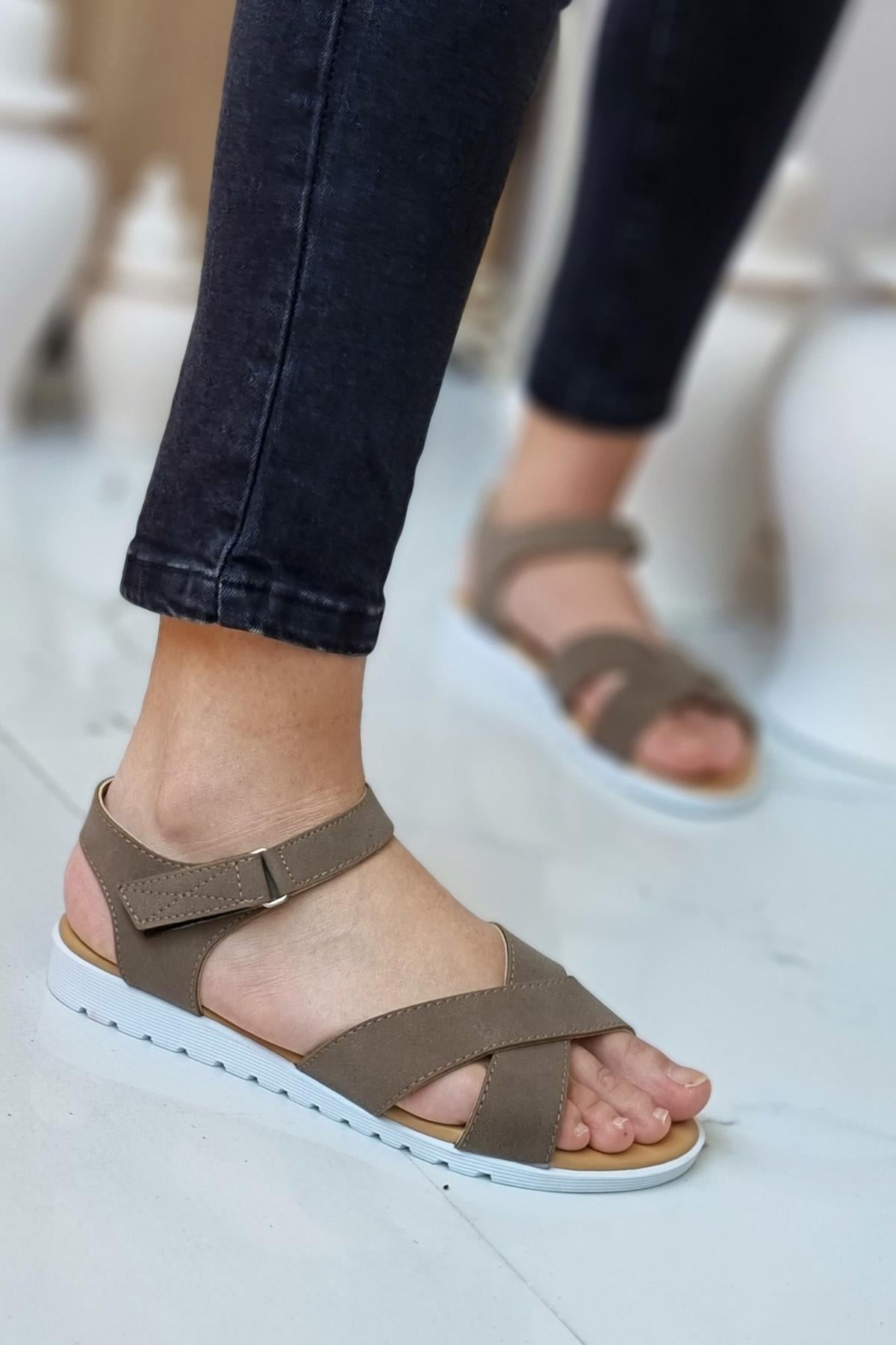 Neon Ayakkabı Çift Bantlı Bilekten Cırtlı Ortopedik Yürüyüş Sandalet