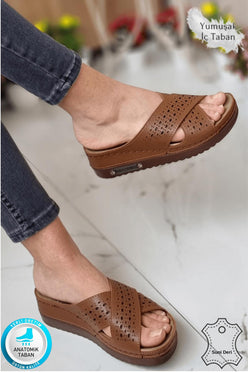 Erika Kadın Günlük Hasır Desenli Terletmeyen Anatomik Ortopedik Taban Anne Dışarı Ev Terliği