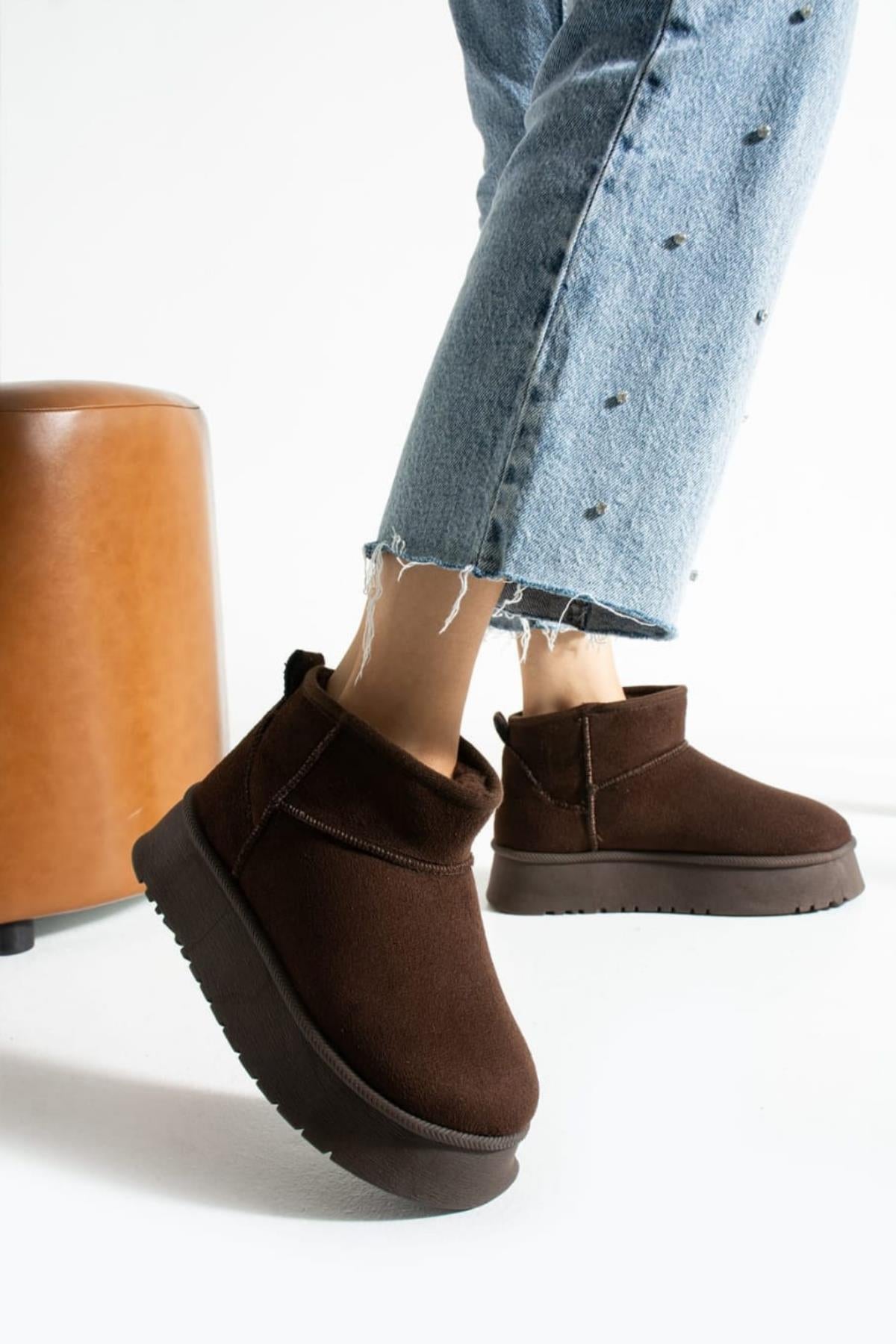 Kadın Süet Içi Kürklü Yünlü Kalın Tabanlı Kışlık Bilekte Kısa Ug Bot & Bootie