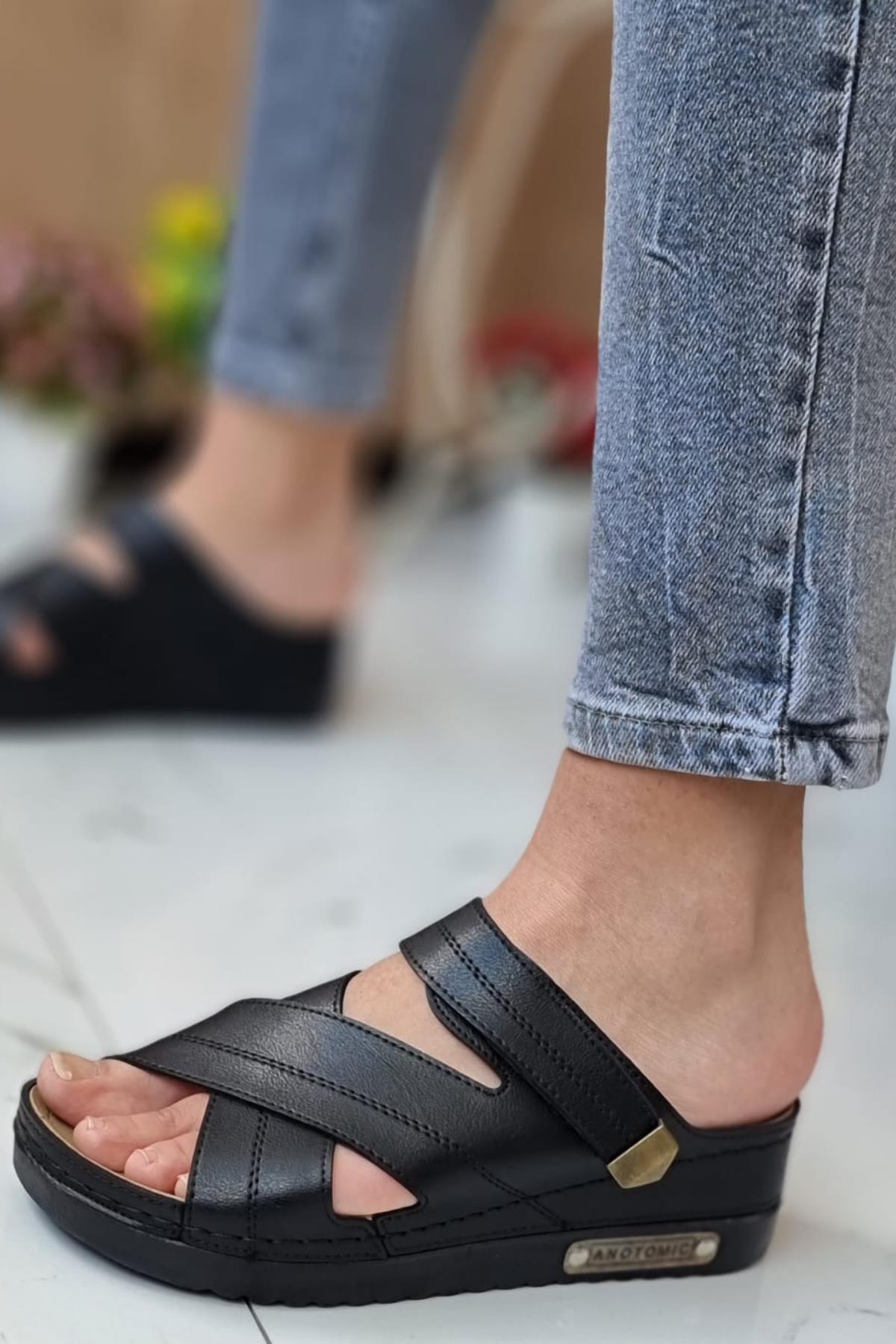 Budi Kadın Şık Konforlu Günlük Terlik Anatomik Ortopedik Taban Suni Deri Anne Dışarı Ev Terliği