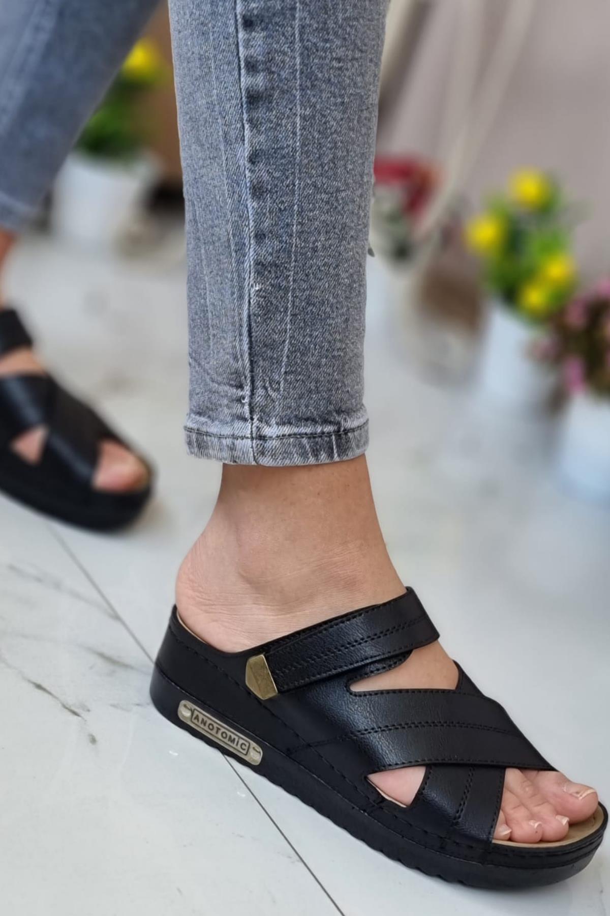 Budi Kadın Şık Konforlu Günlük Terlik Anatomik Ortopedik Taban Suni Deri Anne Dışarı Ev Terliği