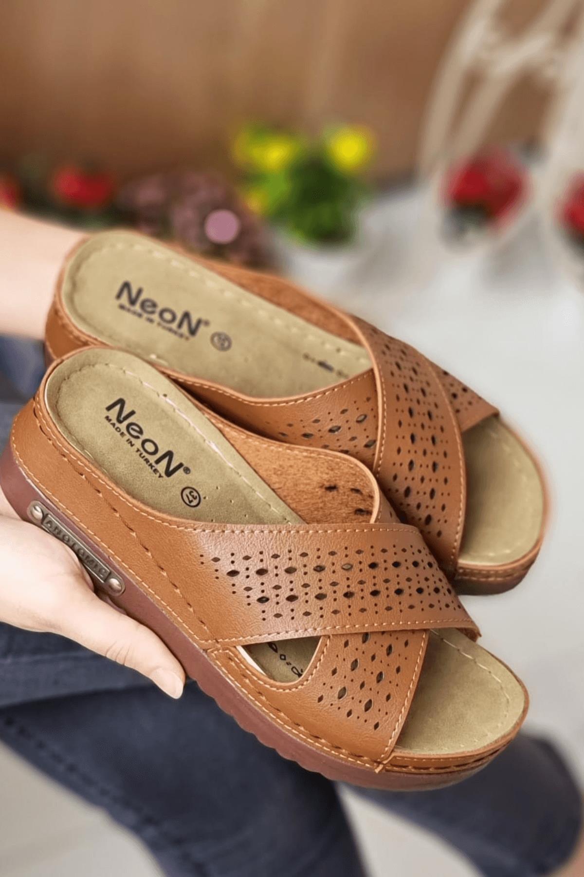 Erika Kadın Günlük Hasır Desenli Terletmeyen Anatomik Ortopedik Taban Anne Dışarı Ev Terliği