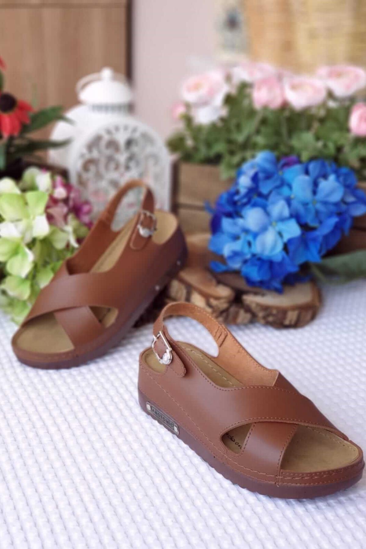 Utari Kadın Ortopedik Şık Konfor Modeli Anatomik Taban Topuklu Günlük Outdoor Sandalet