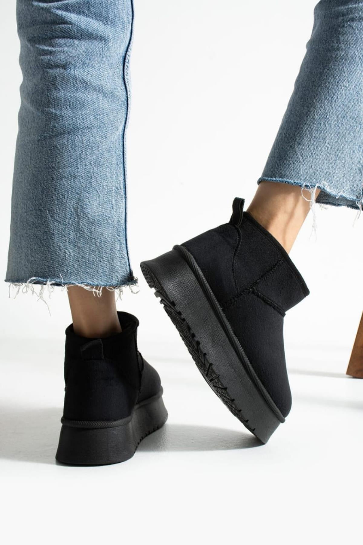 Kadın Süet Içi Kürklü Yünlü Kalın Tabanlı Kışlık Bilekte Kısa Ug Bot & Bootie