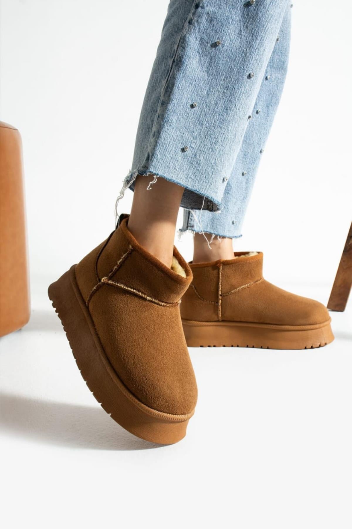 Kadın Süet Içi Kürklü Yünlü Kalın Tabanlı Kışlık Bilekte Kısa Ug Bot & Bootie