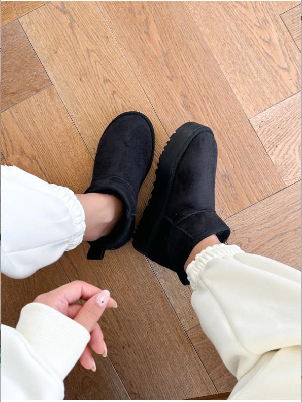 Kadın Süet Içi Kürklü Yünlü Kalın Tabanlı Kışlık Bilekte Kısa Ug Bot & Bootie