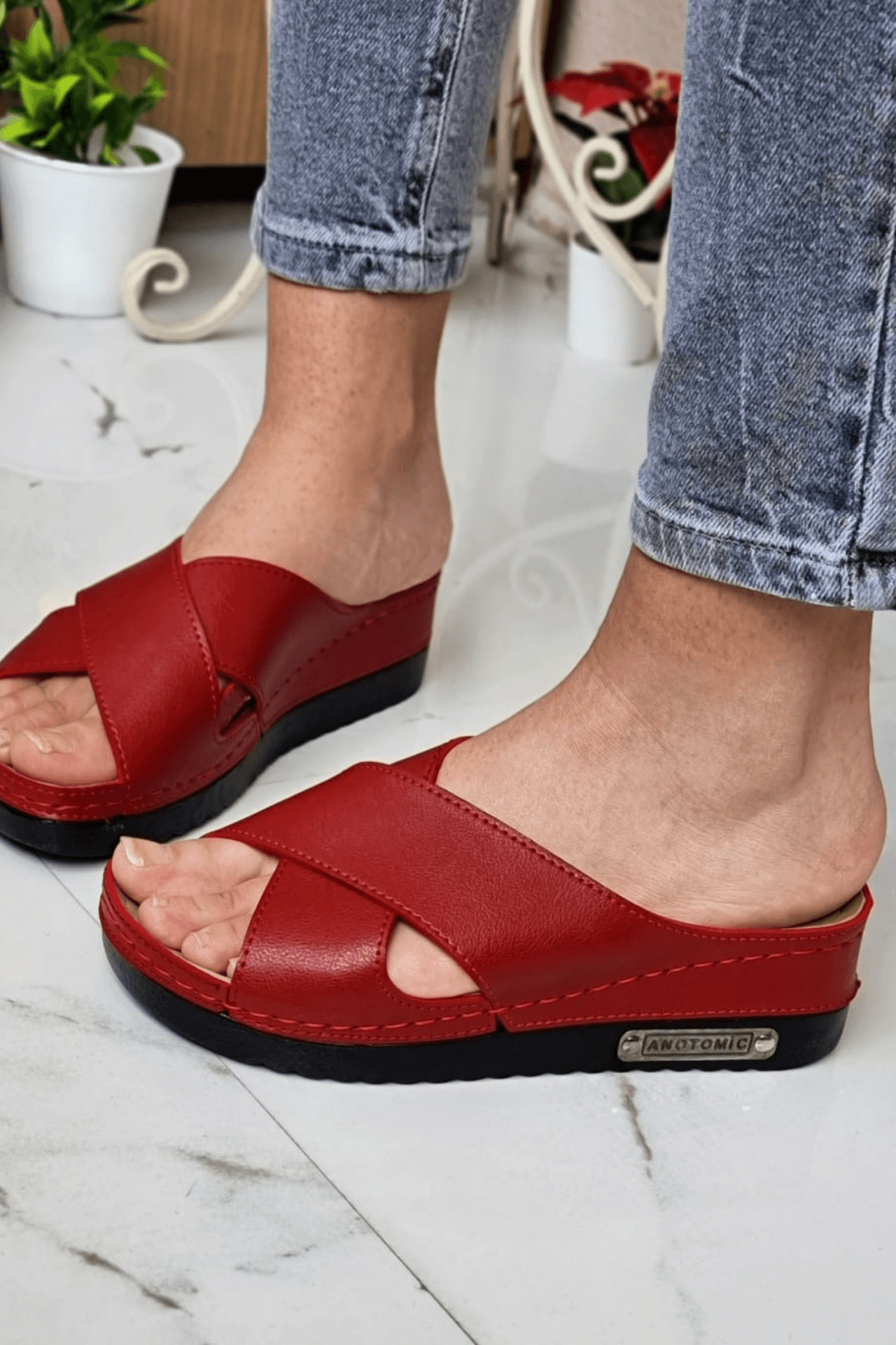 Lina Kadın Anatomik Ortopedik Konfor Modeli Terlik Hafif Şık Topuklu Günlük Dışarı Ev İçi Terliği