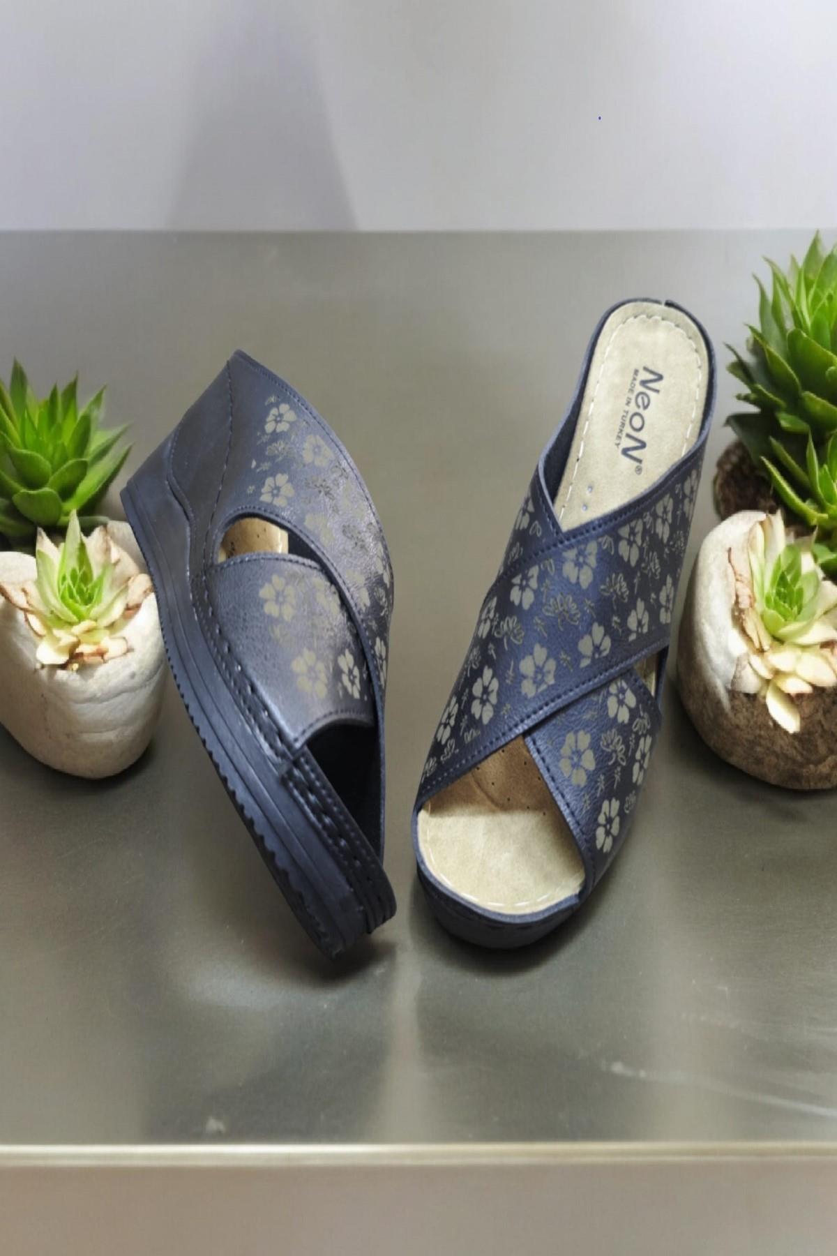 Meta Kadın Konfor Modeli Terlik Hafif Şık Topuklu Günlük Dışarı Ev İçi Terliği