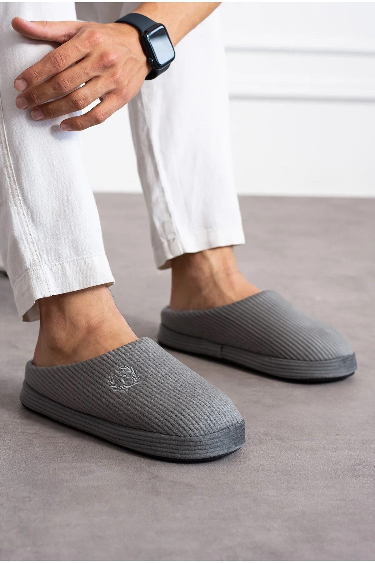 Moda Özer Nakışlı Kadife Fitilli Desen Rahat Yumuşak Tabanlı İçi Kürklü Erkek Ev Terlik