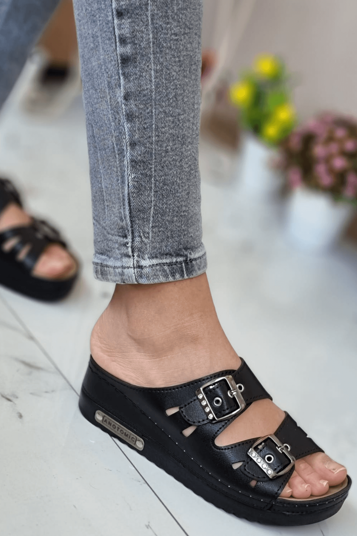 Darma Kadın Günlük Terlik Çift Bant Taşlı Tokalı Ortopedik Taban Anne Dışarı &amp; Ev İçi Terliği