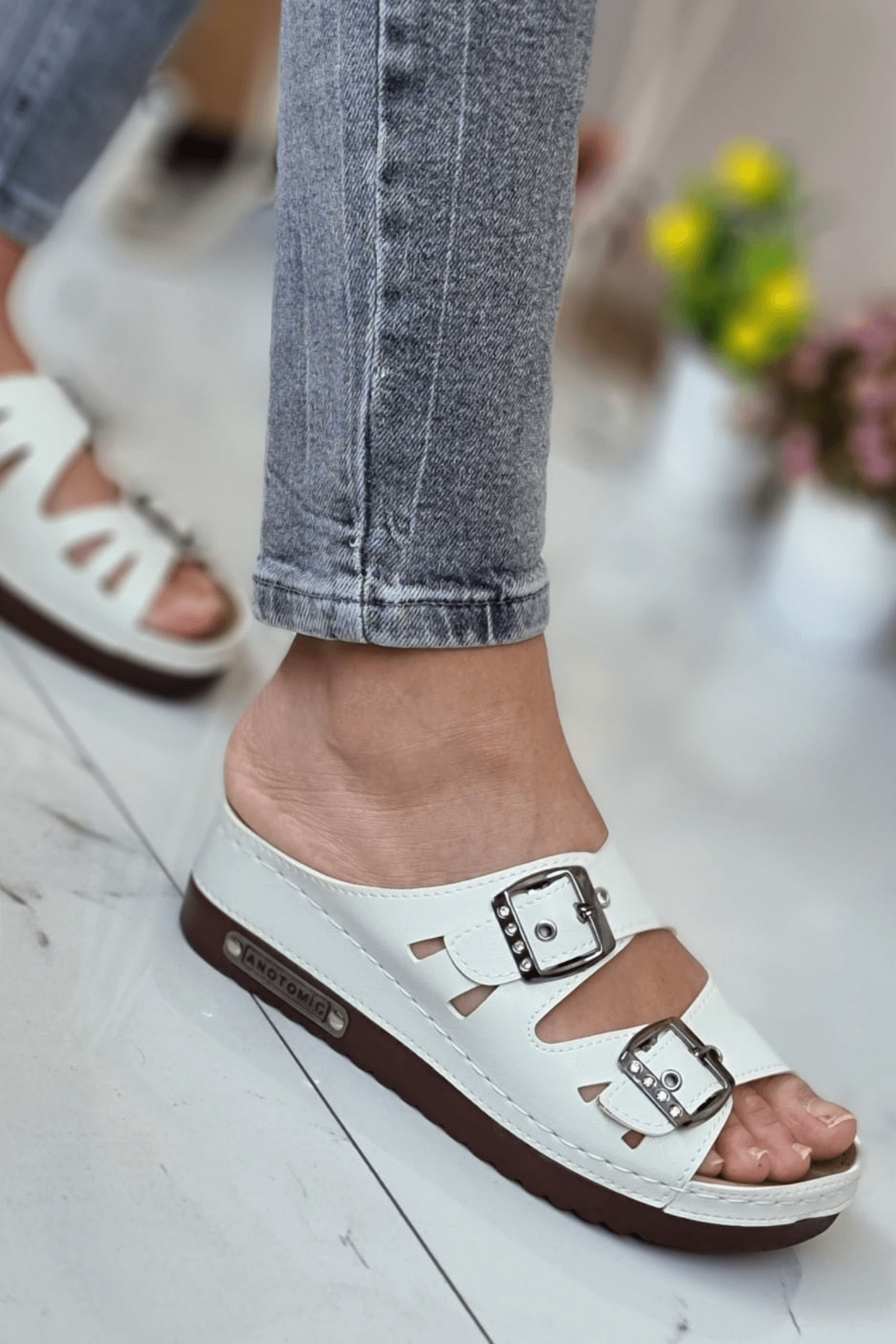 Darma Kadın Günlük Terlik Çift Bant Taşlı Tokalı Ortopedik Taban Anne Dışarı &amp; Ev İçi Terliği