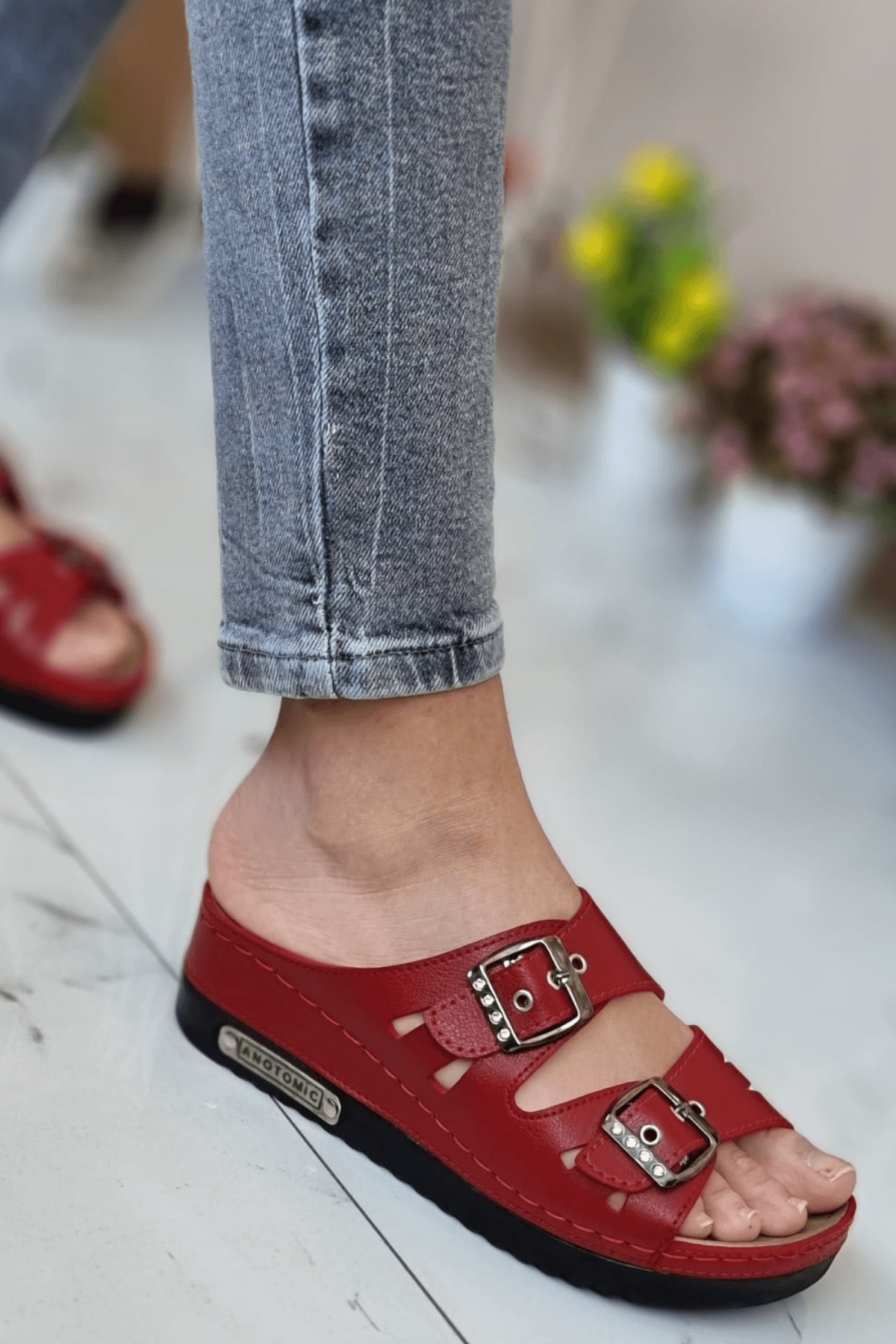 Darma Kadın Günlük Terlik Çift Bant Taşlı Tokalı Ortopedik Taban Anne Dışarı &amp; Ev İçi Terliği