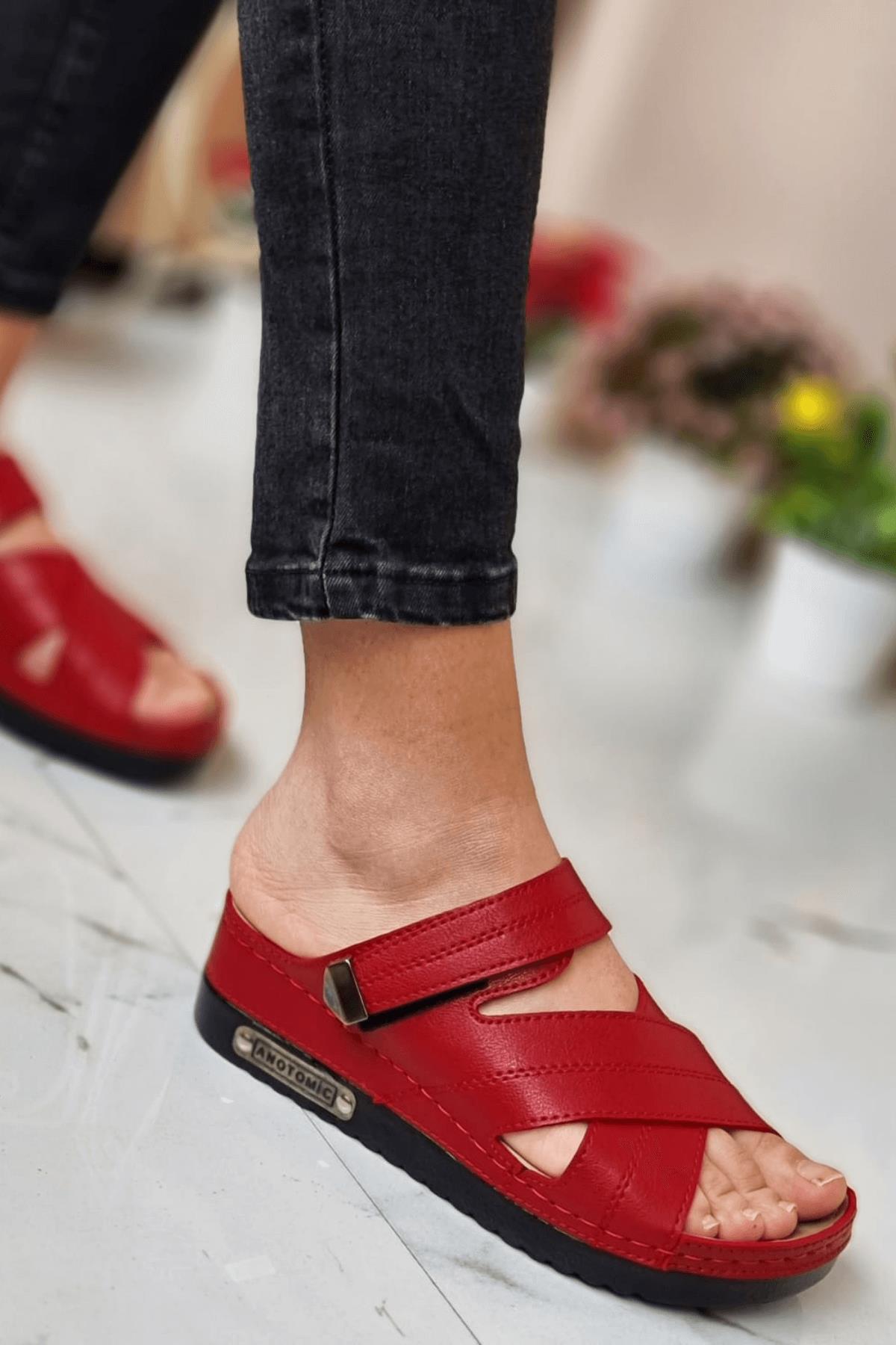 Budi Kadın Şık Konforlu Günlük Terlik Anatomik Ortopedik Taban Suni Deri Anne Dışarı Ev Terliği