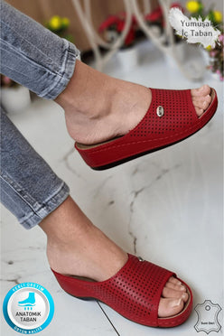 Suçi Kadın Şık Lazer Desenli Günlük Ortopedik Taban Terlik Misafir Genç Anne Dışarı Ev Terliği