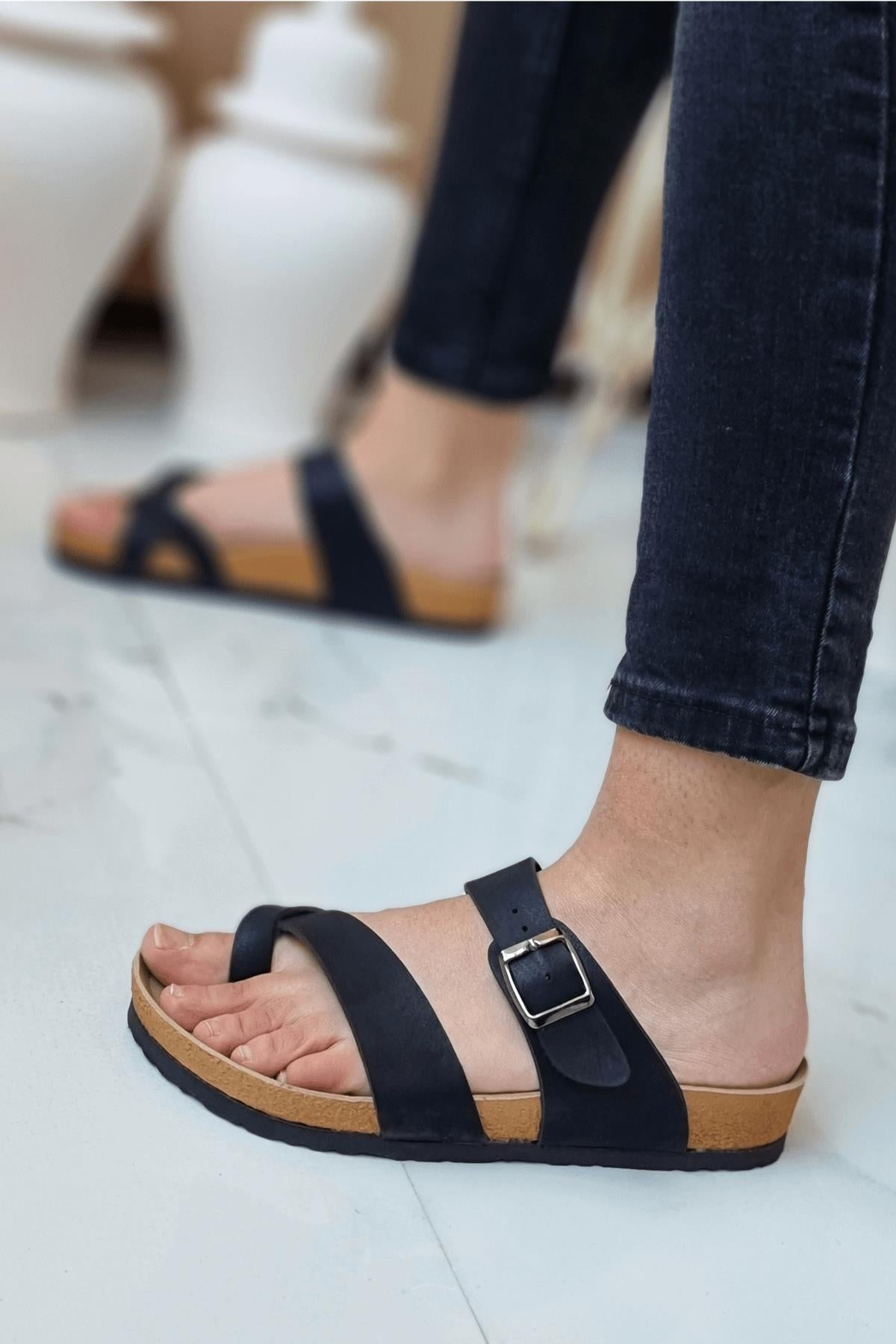 Unisex Ortopedik Taban Şık Konforlu Mayari Parmak Arası Günlük Tatil Yazlık Plaj Dışarı Ev Terliği