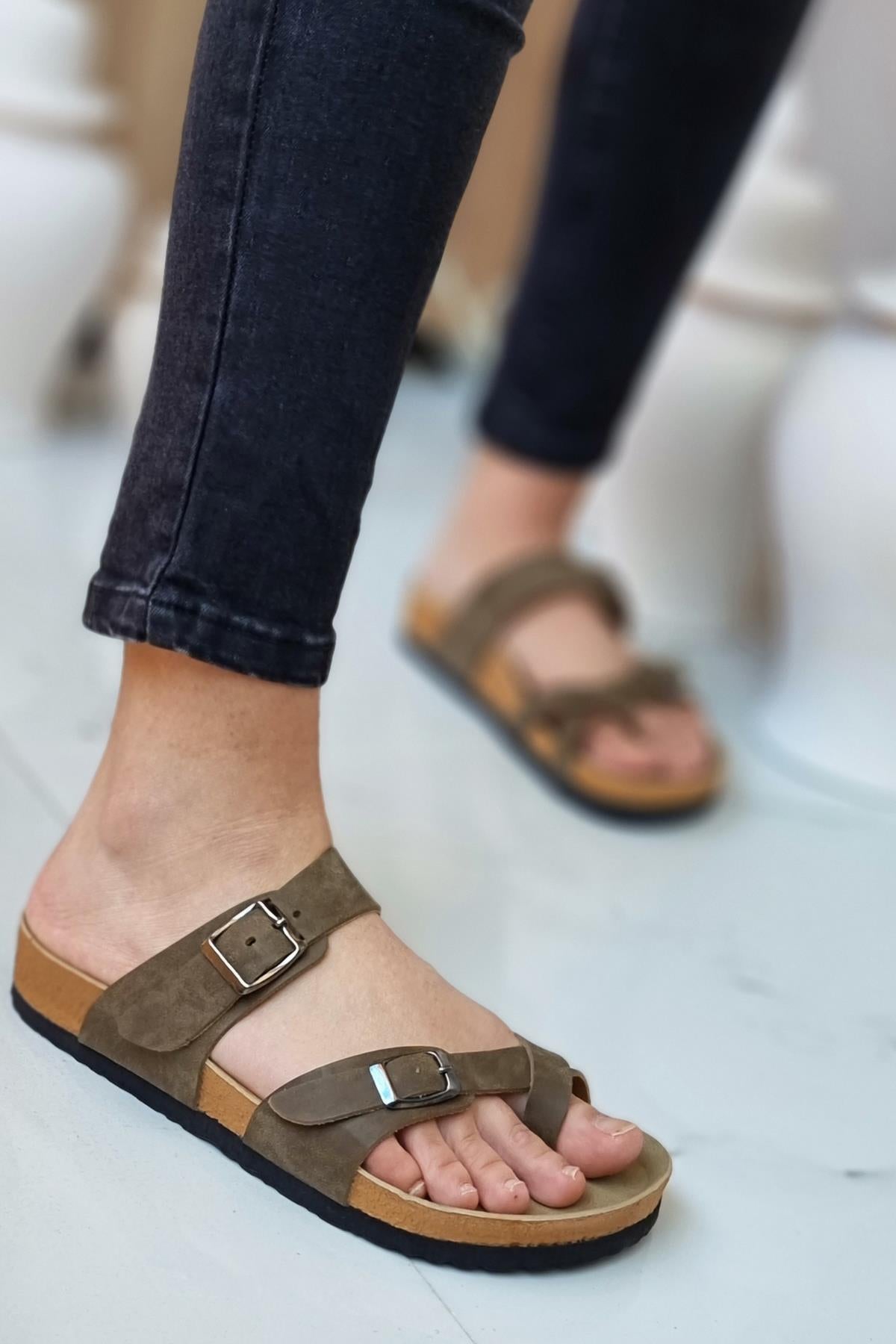 Unisex Şık Konforlu Taban Mayari Parmak Arası Günlük Sahil Plaj Dışarı Ev Terliği